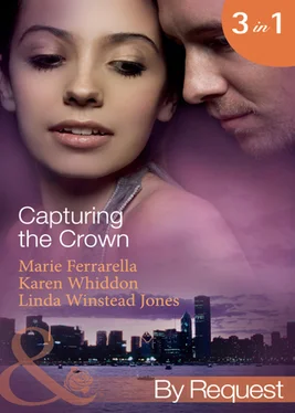 Linda Jones Capturing the Crown обложка книги
