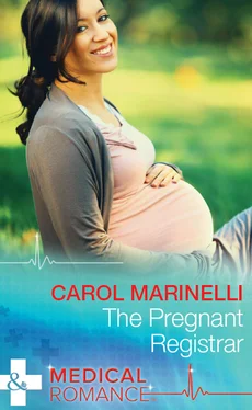 Carol Marinelli The Pregnant Registrar обложка книги