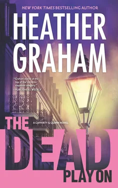 Heather Graham The Dead Play On обложка книги