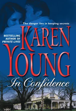 Karen Young In Confidence обложка книги