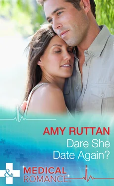 Amy Ruttan Dare She Date Again? обложка книги