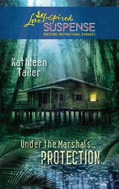Kathleen Tailer Under the Marshal's Protection обложка книги
