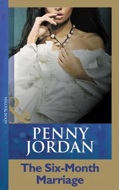 Penny Jordan The Six-Month Marriage обложка книги