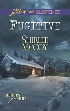 Shirlee McCoy Fugitive обложка книги