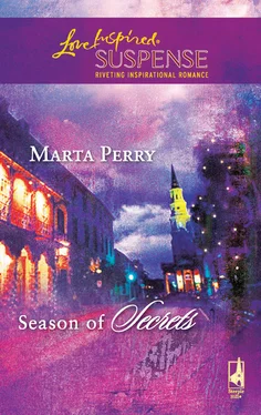 Marta Perry Season of Secrets обложка книги