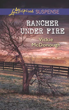 Vickie McDonough Rancher Under Fire обложка книги