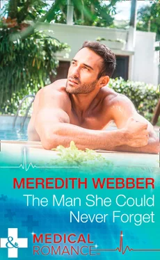 Meredith Webber The Man She Could Never Forget обложка книги