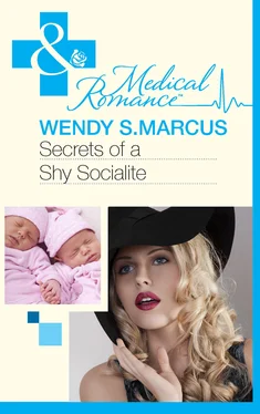 Wendy Marcus Secrets Of A Shy Socialite обложка книги