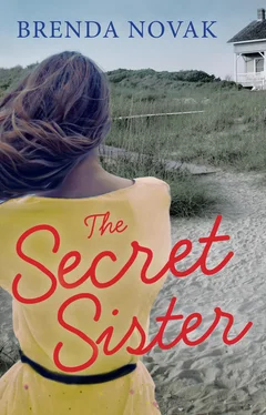 Brenda Novak The Secret Sister обложка книги