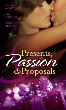 Carole Mortimer Presents, Passion and Proposals обложка книги