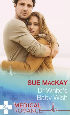 Sue MacKay Dr White's Baby Wish обложка книги