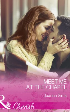 Joanna Sims Meet Me At The Chapel обложка книги