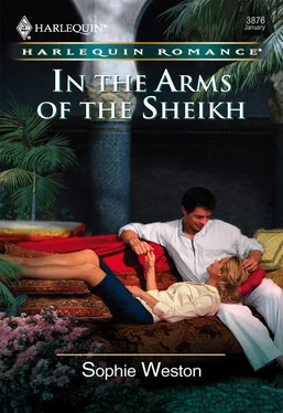 Sophie Weston In The Arms Of The Sheikh обложка книги