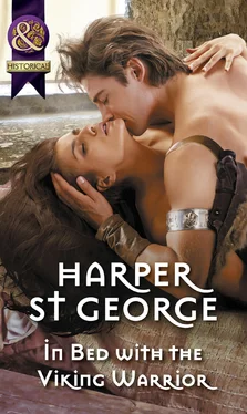 Harper St. George In Bed With The Viking Warrior обложка книги