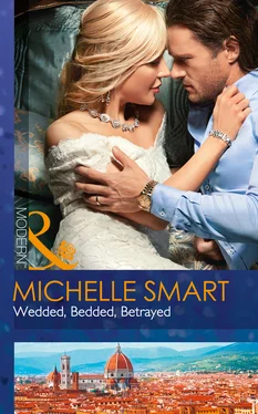 Michelle Smart Wedded, Bedded, Betrayed обложка книги