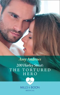 Amy Andrews 200 Harley Street: The Tortured Hero обложка книги