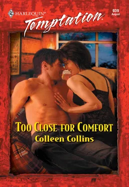 Colleen Collins Too Close For Comfort обложка книги