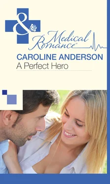 Caroline Anderson A Perfect Hero обложка книги