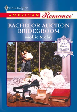 Mollie Molay Bachelor-Auction Bridegroom
