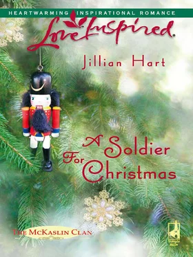 Jillian Hart A Soldier for Christmas обложка книги