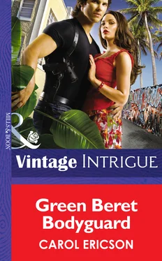 Carol Ericson Green Beret Bodyguard обложка книги