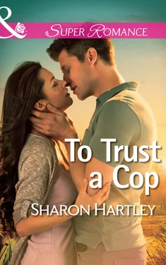 Sharon Hartley To Trust a Cop обложка книги
