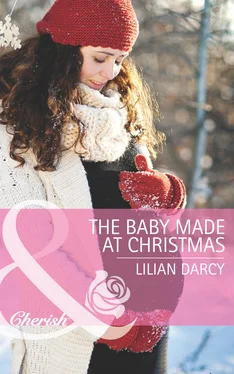 Lilian Darcy The Baby Made at Christmas обложка книги
