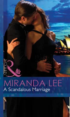 Miranda Lee A Scandalous Marriage обложка книги