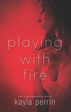 Kayla Perrin Playing With Fire обложка книги