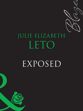 Julie Leto Exposed обложка книги