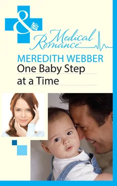 Meredith Webber One Baby Step at a Time обложка книги