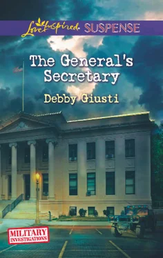 Debby Giusti The General's Secretary обложка книги