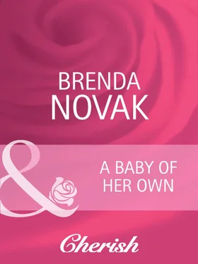 Brenda Novak A Baby of Her Own обложка книги