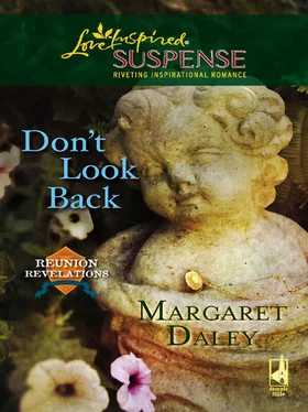 Margaret Daley Don't Look Back обложка книги
