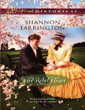 Shannon Farrington Her Rebel Heart обложка книги