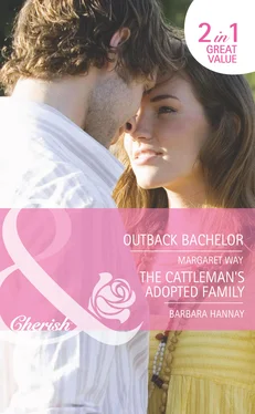 Margaret Way Outback Bachelor / The Cattleman's Adopted Family обложка книги