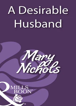 Mary Nichols A Desirable Husband обложка книги