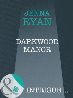 Jenna Ryan Darkwood Manor обложка книги