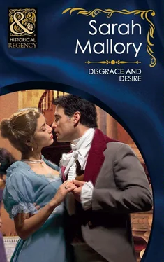 Sarah Mallory Disgrace and Desire обложка книги