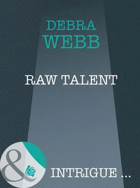 Debra Webb Raw Talent обложка книги