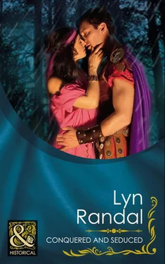 Lyn Randal Conquered And Seduced обложка книги