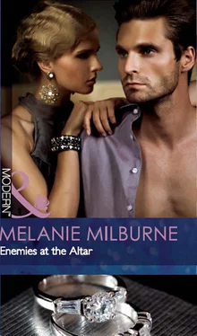 Melanie Milburne Enemies at the Altar обложка книги