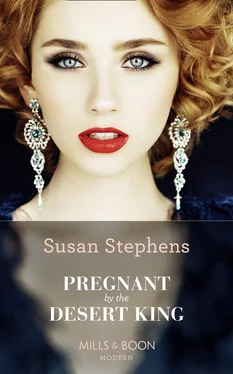Susan Stephens Pregnant By The Desert King обложка книги