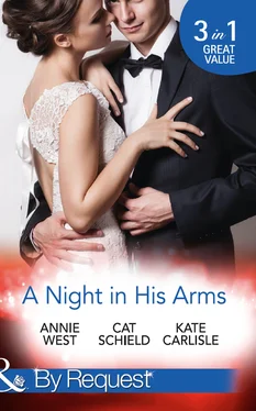 Annie West A Night In His Arms обложка книги