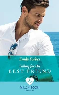 Emily Forbes Falling For His Best Friend обложка книги
