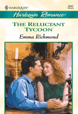 Emma Richmond The Reluctant Tycoon обложка книги