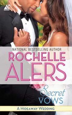 Rochelle Alers Secret Vows обложка книги