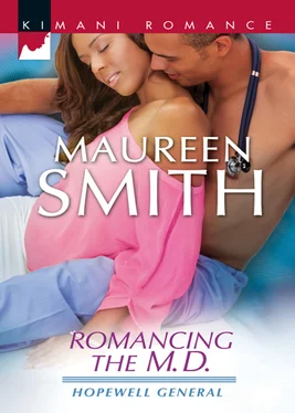 Maureen Smith Romancing the M.D. обложка книги