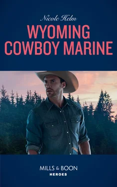 Nicole Helm Wyoming Cowboy Marine обложка книги