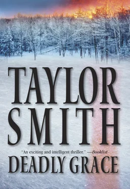 Taylor Smith Deadly Grace обложка книги